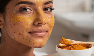 Conheça o poder da cúrcuma para acne e mude sua rotina de skincare para sempre