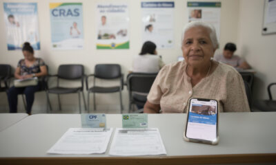 Idosos acima dos 60 anos têm direito agora a esse documento com diversos benefícios garantidos por lei