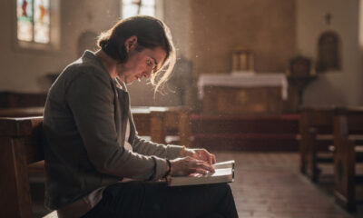 Versículo do dia: Salmos 34:19 — O Senhor livra de todas