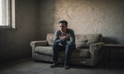 O que a psicologia diz sobre quem guarda tudo para si