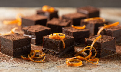 Fudge de chocolate com laranja leva só 4 ingredientes