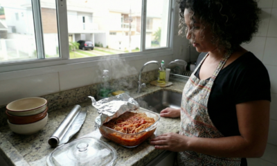 O papel-alumínio tem se mostrado um certo perigo na cozinha