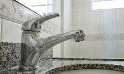 Calcário nas torneiras do banheiro é algo comum