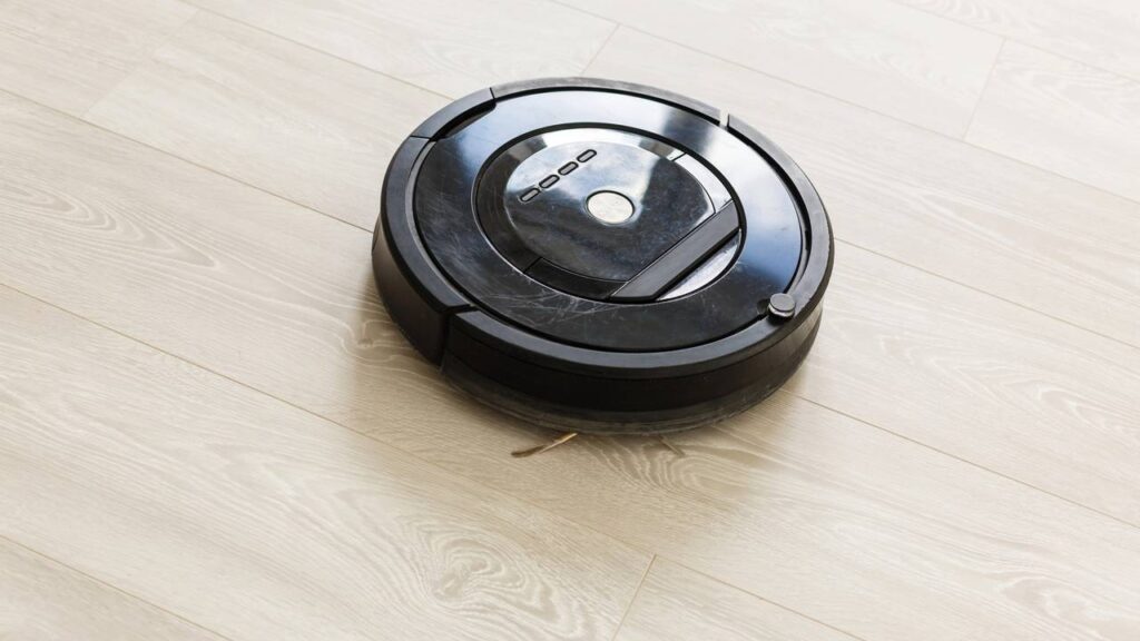 Melhores robôs aspiradores e esfregões de 2026 para transformar a limpeza da sua casa com eficiência e tecnologia