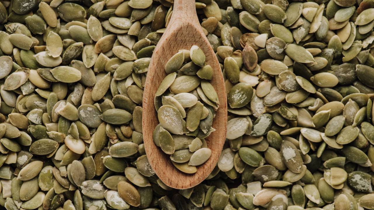 O que acontece se comer sementes de abóbora todo dia pode impressionar você
