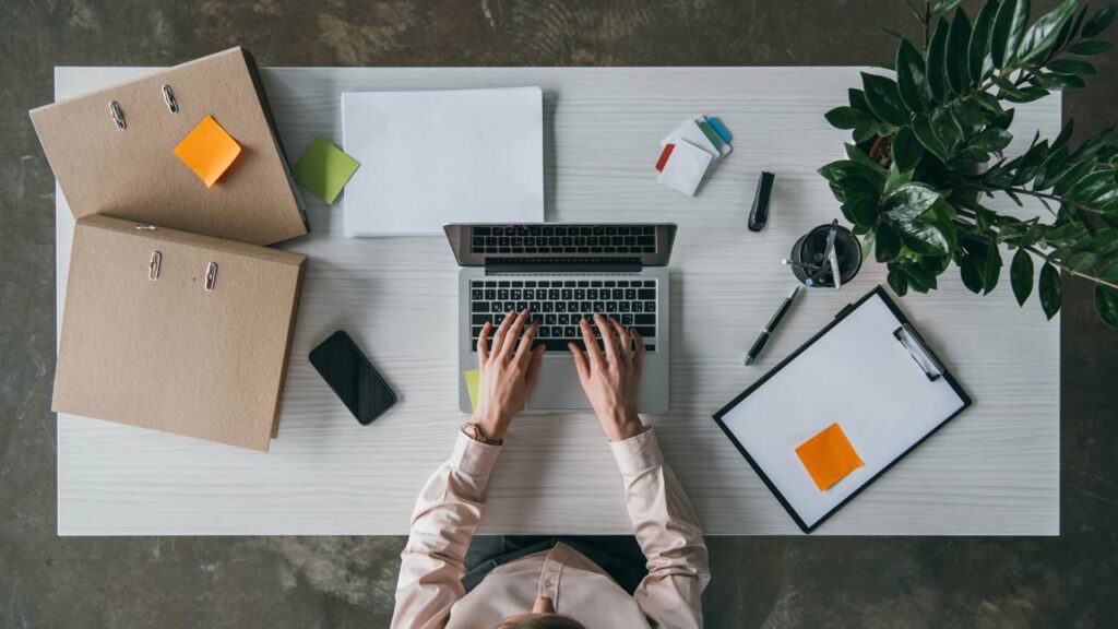 Os 3 signos que podem viver um avanço importante na carreira em breve