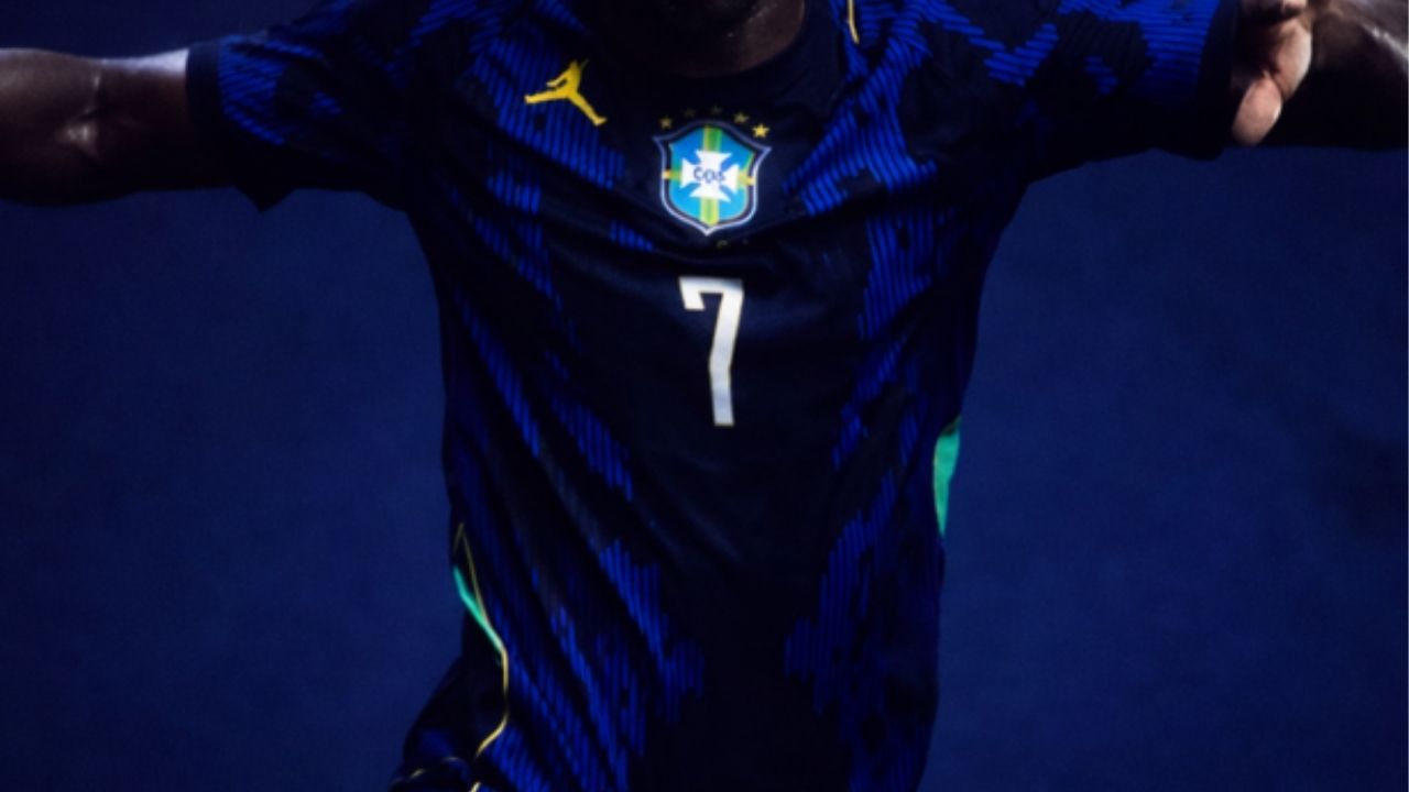 Nova camisa azul do Brasil para 2026 aposta em visual ousado da linha Jordan