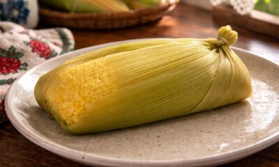 Essa pamonha com flocão fica pronta em minutos e surpreende no sabor sem precisar de milho