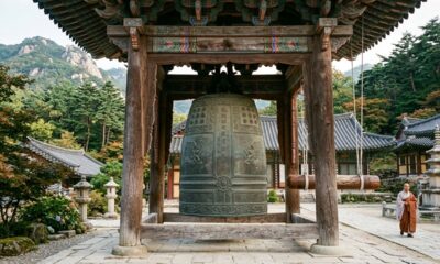 Como um sino de templo de 5 toneladas é forjado para ressoar por séculos com perfeição