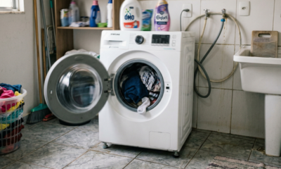 Máquina de lavar saindo do lugar na centrifugação quase sempre revela um problema interno fácil de notar