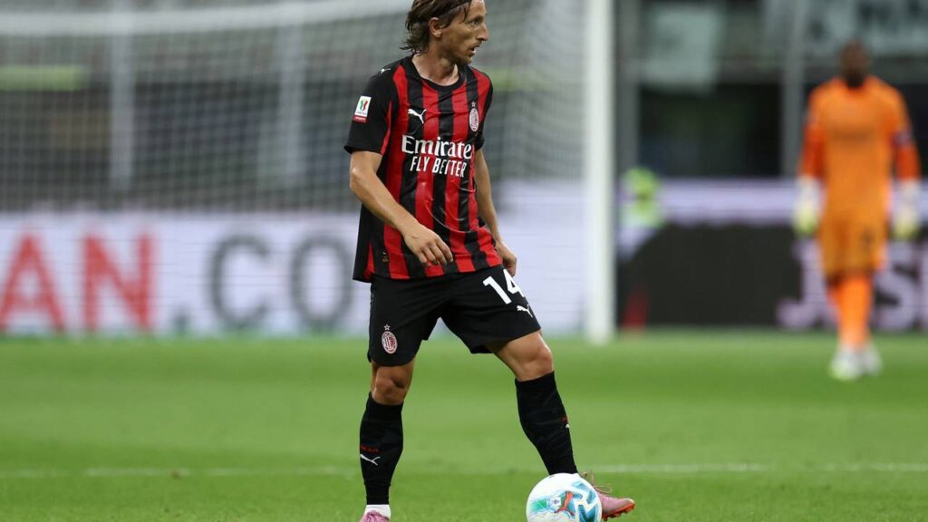 Luka Modrić chega aos 41 anos como peça-chave do Milan e discute renovação