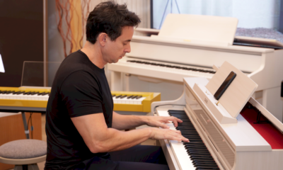 Evento da Casio em SP revela novo piano que une alta tecnologia e sofisticação arquitetônica