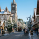 A pequena cidade no sul com neve o ano todo: festival de cinema e o maior Natal do mundo atraem 6 milhões de turistas