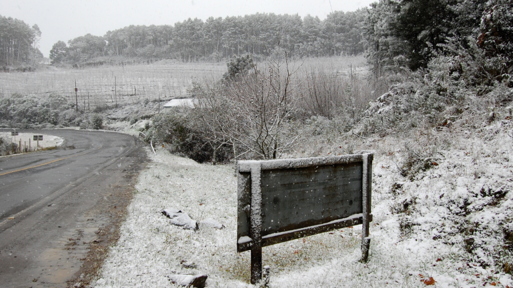 A pequena cidade mais fria do Brasil já marcou –17,8 °C e fica a poucas horas de Florianópolis