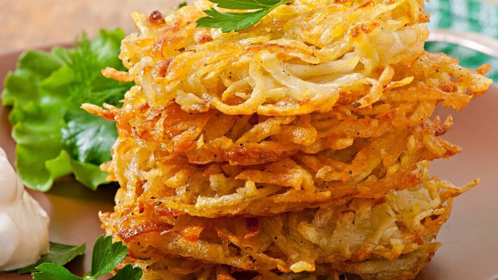 Receita de batata suíça recheada conquista famílias com crocância e recheio derretido