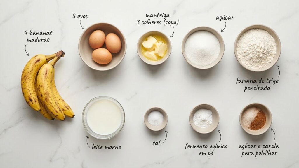Amasse bananas maduras e prepare um bolo de banana fofinho com canela, perfeito para o café