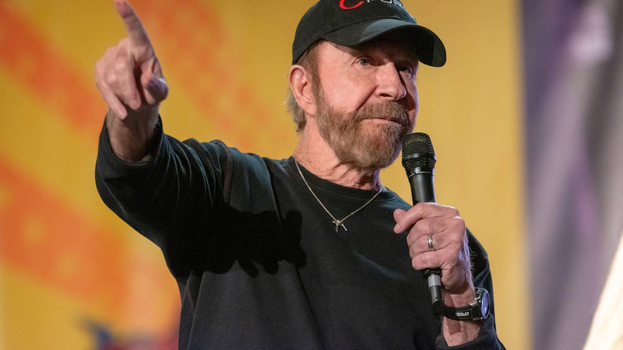 5 filmes para conhecer a lenda Chuck Norris que você precisa ver agora