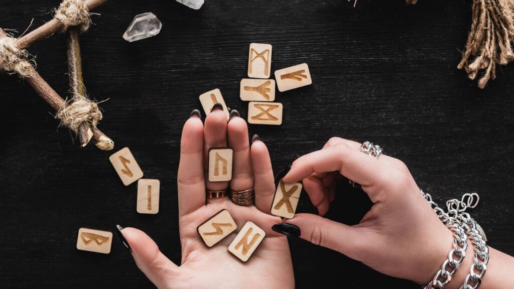 O horóscopo do dia revela sinais importantes que podem influenciar decisões, emoções e oportunidades