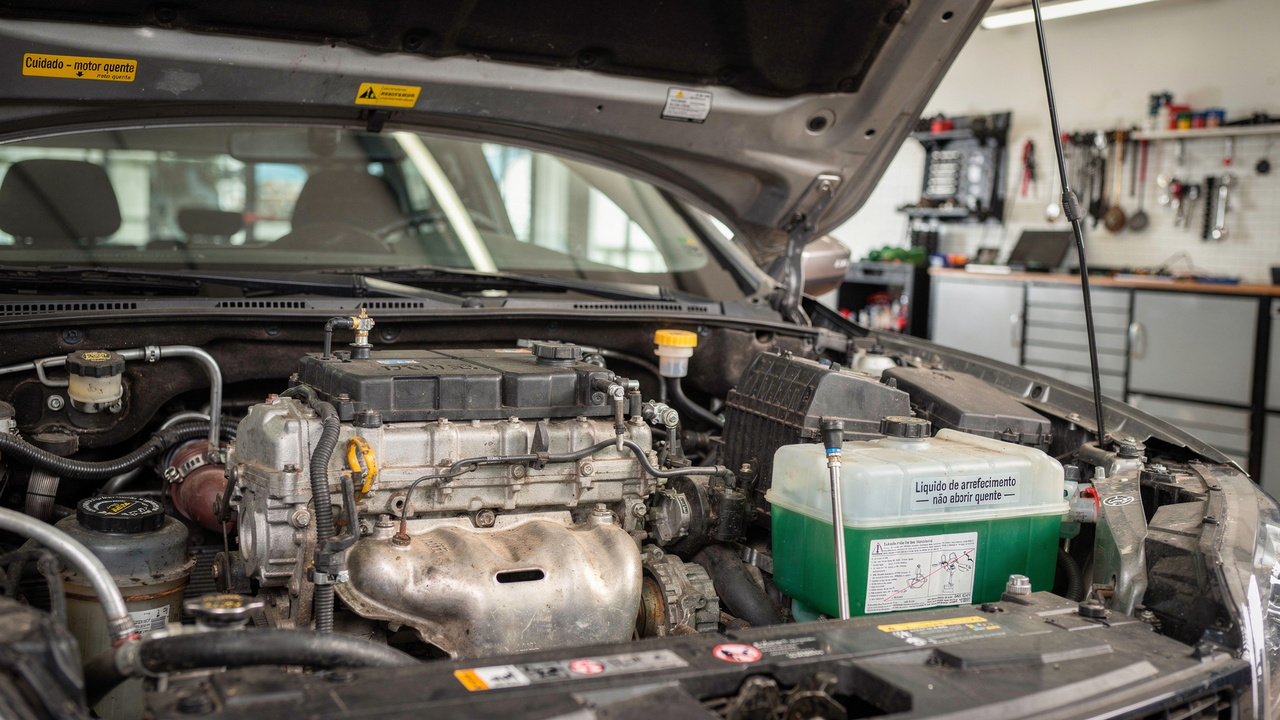 3 testes simples no sistema de arrefecimento que ajudam a proteger o motor