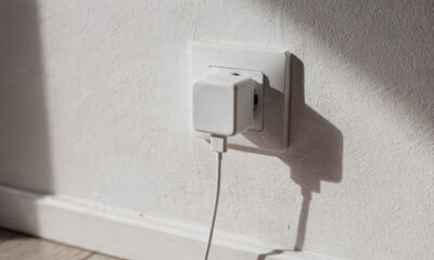 Carregador muito quente pode ser sinal de alerta e estes sinais não devem ser ignorados