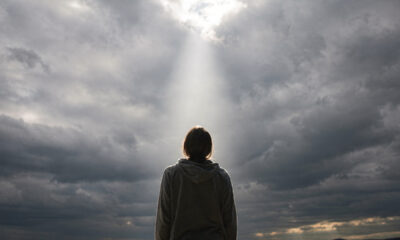 Josué 1:9 mostra por que essa mensagem ainda inspira força e coragem em tempos difíceis