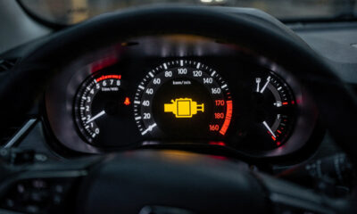 As 5 causas mais comuns por trás da luz de injeção ligada e como agir com segurança para evitar prejuízo