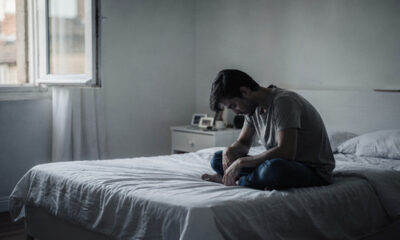 O que significa sentir tristeza sem conseguir explicar, segundo a psicologia