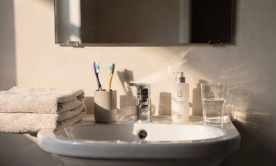 Apenas 5 minutos de autocuidado matinal podem mudar sua autoestima o resto do dia