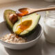 4 ingredientes naturais da cozinha que podem cuidar bem da sua pele sem complicar a rotina