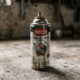 Não jogue fora latas de tinta spray velhas e veja como elas ainda podem ser úteis