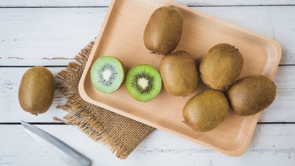 Uma fruta boa para menopausa começou a ganhar espaço na rotina de muitas mulheres