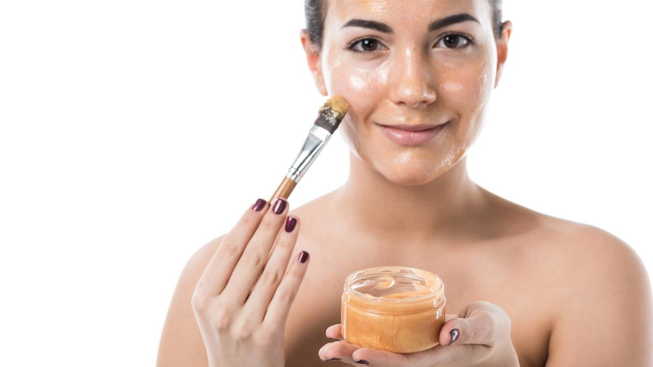 O ingrediente da cozinha que pode ajudar no cuidado com a pele depois dos 40 de forma simples