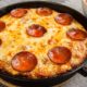 Receita de pizza de frigideira pronta em 10 minutos de forma fácil e rápida