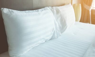 Hábito comum de colocar travesseiro no sol pode espalhar partículas alergênicas