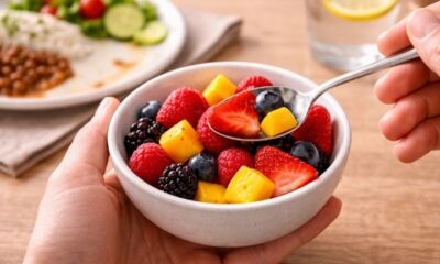 Comer frutas no almoço faz bem ou mal? Entenda o que acontece no seu corpo