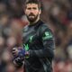 Com contrato próximo do fim, Alisson Becker pode deixar o Liverpool e entrar na mira da Juventus