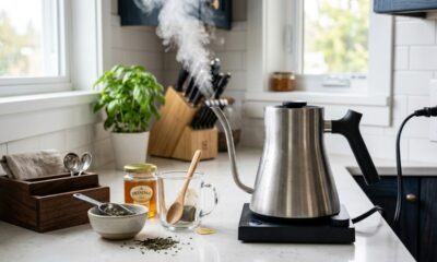 5 melhores chaleiras elétricas de 2026 que vão mudar sua rotina na cozinha