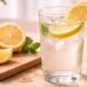 Água com limão em jejum funciona mesmo ou o resultado não é exatamente o que muitos imaginam