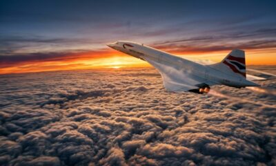 O Concorde voava tão rápido que 100 americanos ricos, com vontade de festejar, reservaram um voo inteiro e correram para Mach 2 só para poderem escapar do pôr do sol, estourar champanhe e comemorar o Ano Novo três vezes, cruzando Paris, o Atlântico e a costa oeste.