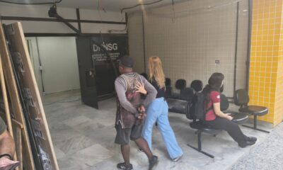 Polícia Civil prende mototaxista suspeito de levar vítima para tribunal do tráfico em São Gonçalo.