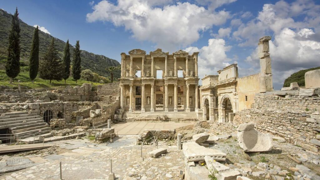 A metrópole do império romano preservada em 3 mil anos que recebe 2,5 milhões de visitantes todos anos