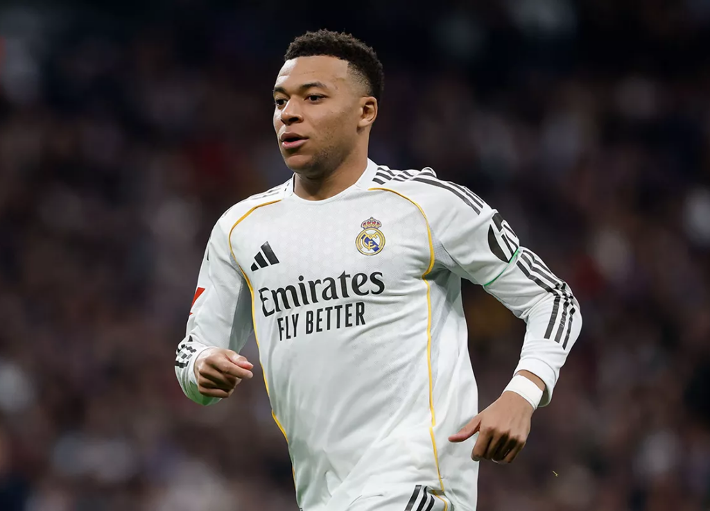 Mbappé vive pressão no Real Madrid com lesões, críticas e tensão interna