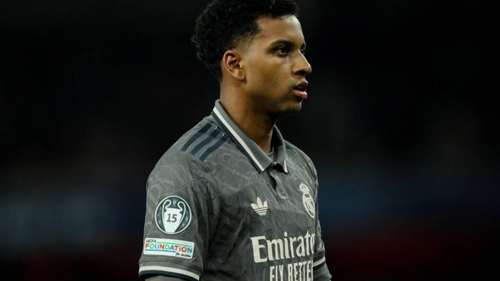 Rodrygo aparece entre 6 nomes que podem deixar o Real Madrid de José Mourinho para uma reformulação no elenco
