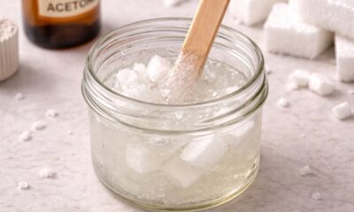 Como fazer resina caseira com método simples e acessível para usar em projetos criativos