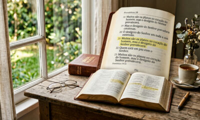 Provérbios 19:21: “Mesmo sem ver tudo, Deus continua guiando cada passo com cuidado”