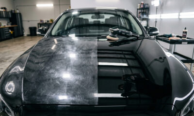 Polimento automotivo remove camada do verniz e exige técnica precisa