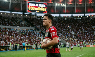 Flamengo pode investir até €30 milhões em novo centroavante, Richarlison e Igor Jesus estão no radar