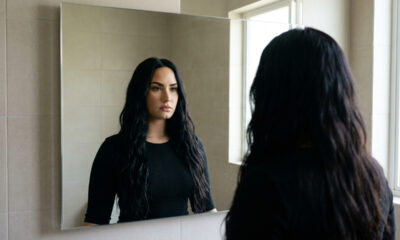 Demi Lovato nos lembra: “Há dias em que lutar por si mesmo é o ato mais corajoso que existe.”