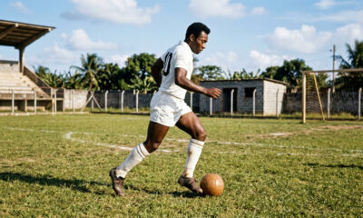 Pelé: “O sucesso não é um acidente. É trabalho duro, perseverança e aprendizado.”