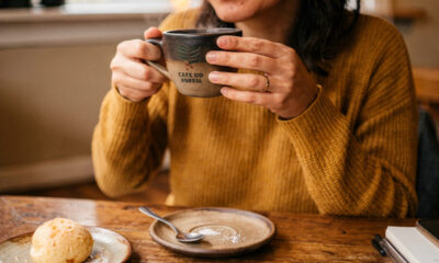 Como usar o café na dieta do jeito certo e no horário que mais ajuda sem atrapalhar seu sono depois